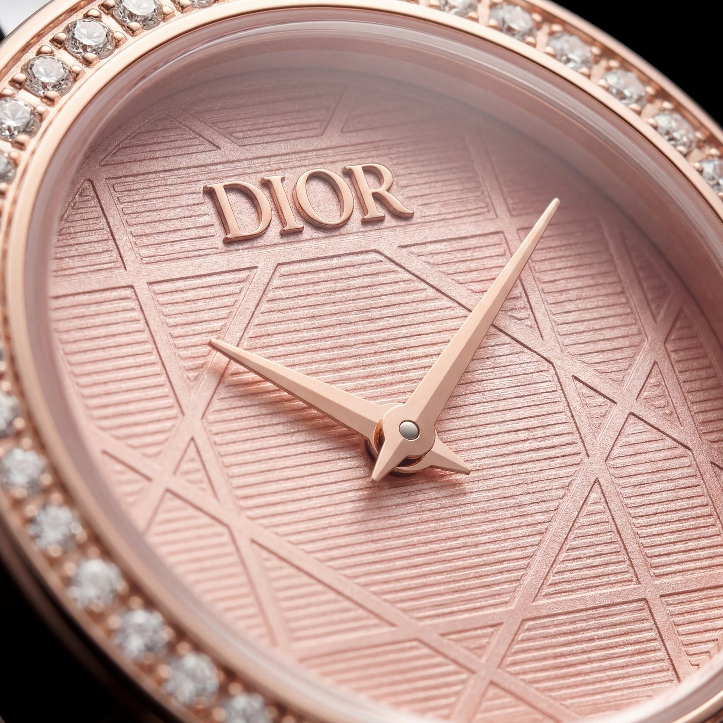 Blush Éclat Diamond Watch – Two-Tone Couture Edition