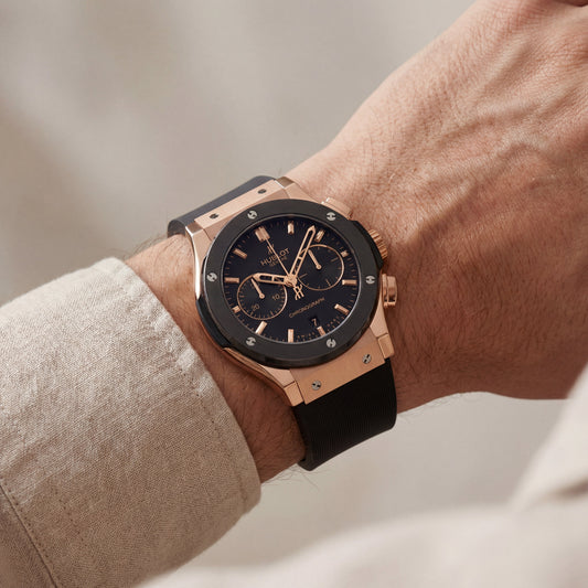 Rose Gold Chronograph Watch – Black Dial with Rubber Strap