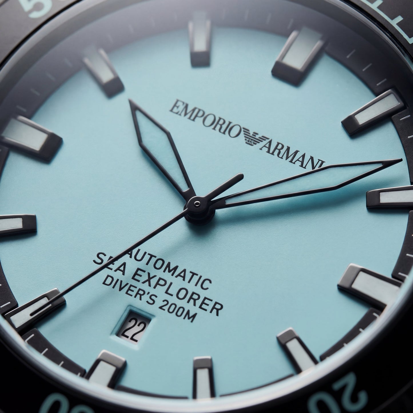 Premium Black Stainless Steel Diver Style Watch Ice Blue Dial Date Display Sport Luxury Watch – Men