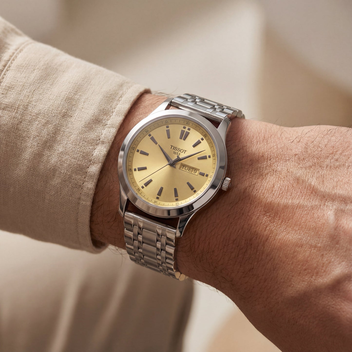 Classic Champagne Dial Steel Men’s Watch