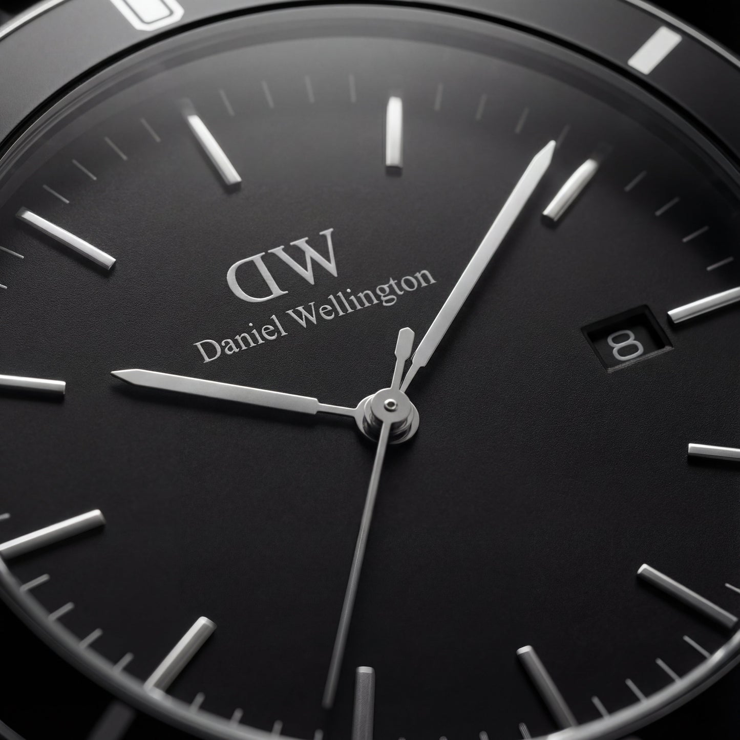 Silver Black Dial Minimalist Men’s Watch